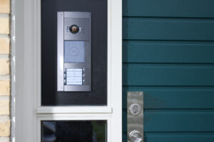 Husumparken, close-up, synergy between the door and door phone.